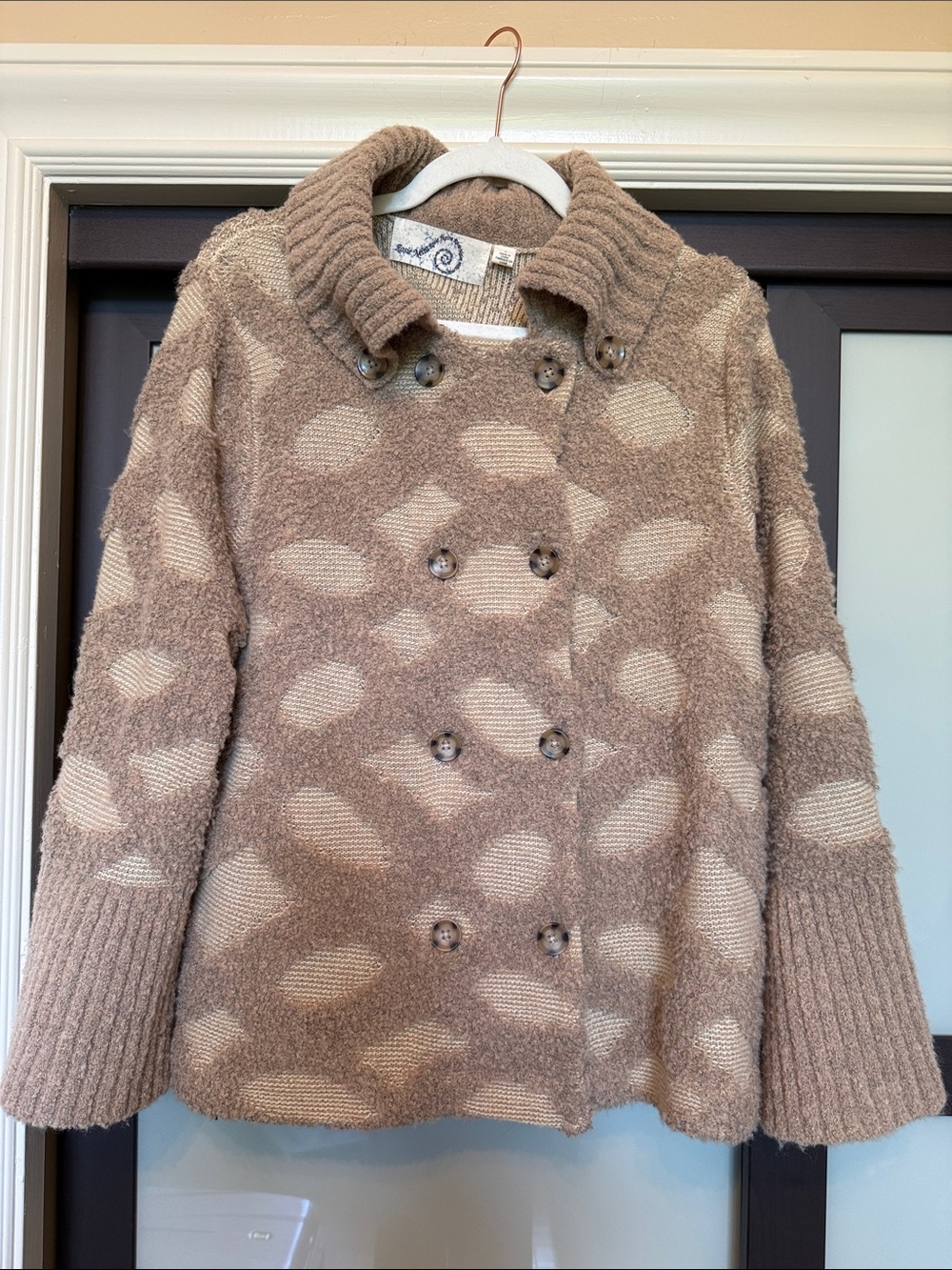 Cozy Double-Breasted Taupe & Cream Women’s Sweater Jacket